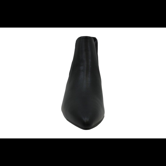 Easy Street Womens Leather Pointed Toe Ankle Boots - Picture 2 of 4